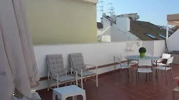 Decada Apartment *